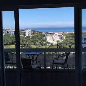 https://superb-view-over-the-villa-and-ocean-cascais.hotels-lisbon-portugal.com